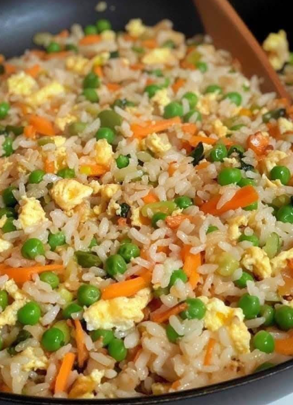 🍚🔥 Fried Rice – Don’t LOSE This Recipe! 🙌 Capture d’écran 2025-03-27 200330